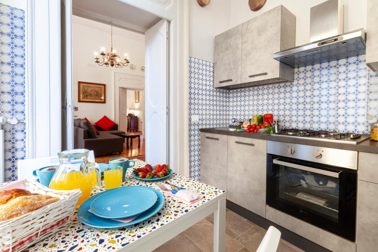 Teresella Suite Неаполь Экстерьер фото